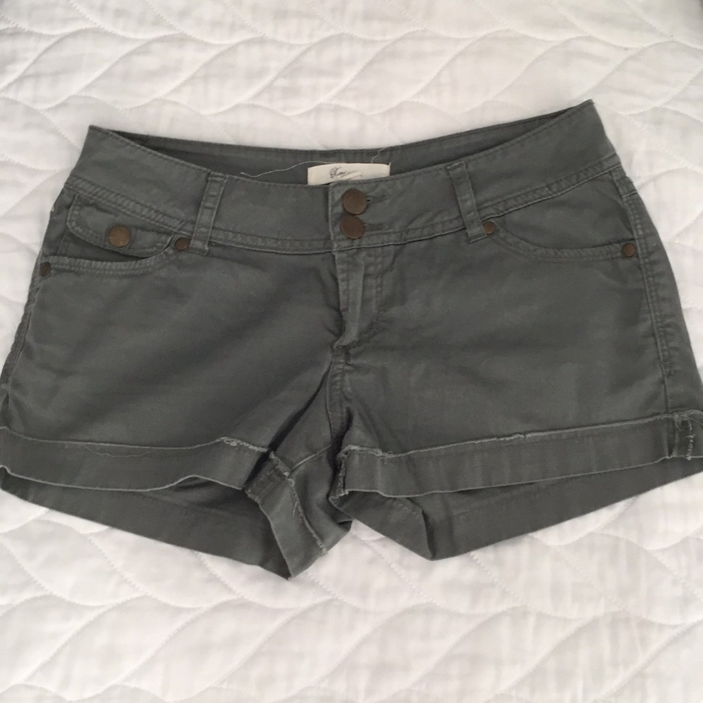 Forever 21  Shorts